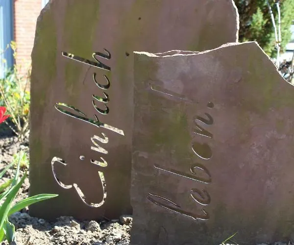 Eulenhaus Casa de Férias *